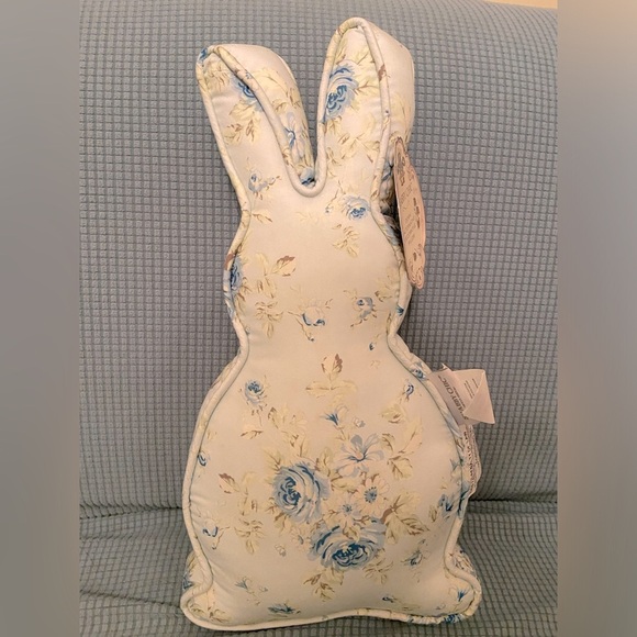 Shabby Chic Bunny Rabbit Shaped Down Alternative Pillow Blue Tea Roses Floral - Picture 1 of 11